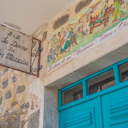 B&B Sa Domo De Sos Massaios Орозеи Екстериор снимка